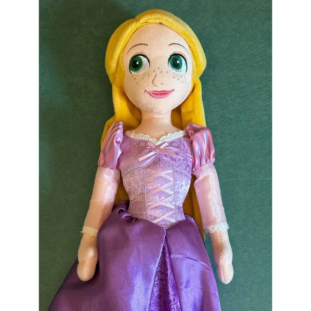 Vintage/Y2K Disney Store Rapunzel Plush Doll